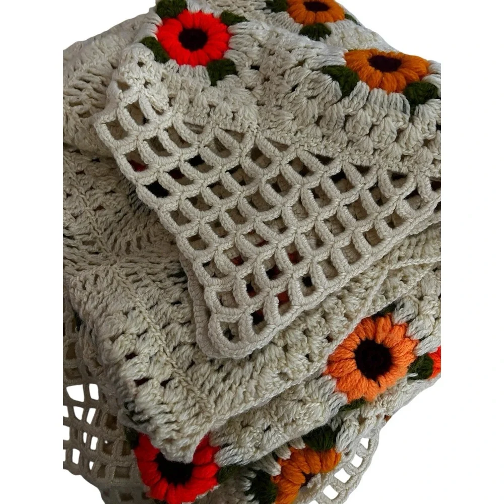 Vintage Handmade Crochet Granny Square Sunflower Blanket /‎ Throw 76x83